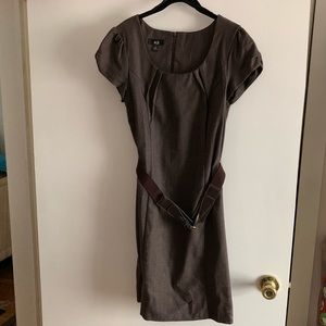 Brown short sleeve dress